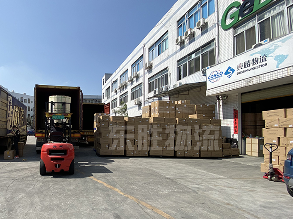 防護物資出口，東勝物流出口防護口罩香港運輸現場圖